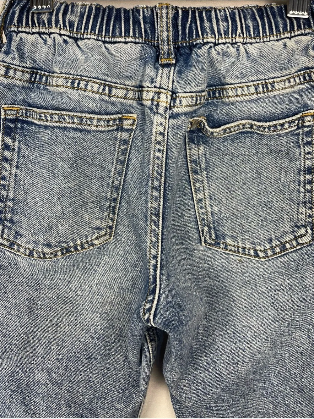 H&M Light Blue Straight Jeans with Patch Accents